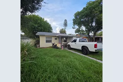 2120 10th Street S, Saint Petersburg, FL 33705 - Photo 3