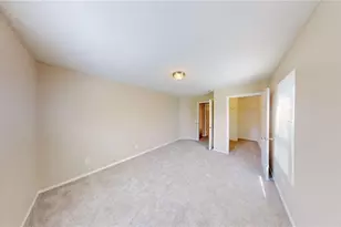 36100 Lake Chase Blvd, Zephyrhills, FL 33541 - Photo 11