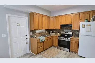 111 145th Avenue E #4, Madeira Beach, FL 33708 - Photo 7