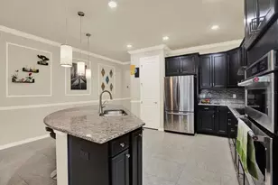 18738 Birchwood Groves Dr, Lutz, FL 33558 - Photo 13