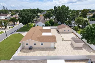 7518 Blossom Ave, Tampa, FL 33614 - Photo 5