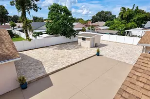 7518 Blossom Ave, Tampa, FL 33614 - Photo 9