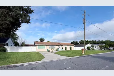 7518 Blossom Avenue, Tampa, FL 33614 - Photo 3