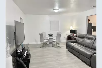 7518 Blossom Avenue, Tampa, FL 33614 - Photo 77
