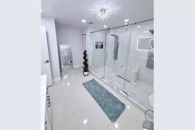 7518 Blossom Avenue, Tampa, FL 33614 - Photo 51