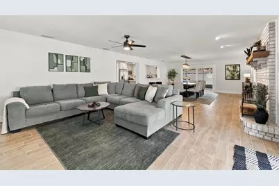 4318 Helena Street NE, Saint Petersburg, FL 33703 - Photo 17