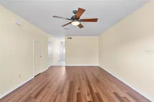 37308 Embassy Pk Ln, Dade City, FL 33525 - Photo 3