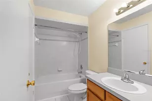 37308 Embassy Pk Ln, Dade City, FL 33525 - Photo 19