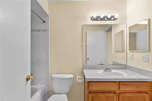37308 Embassy Pk Ln, Dade City, FL 33525 - Photo 19