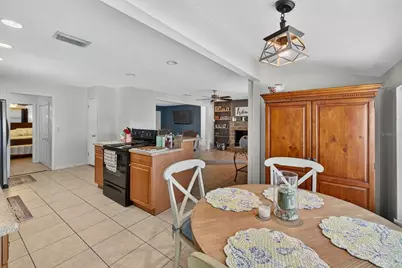1004 Mandalay Drive, Brandon, FL 33511 - Photo 17