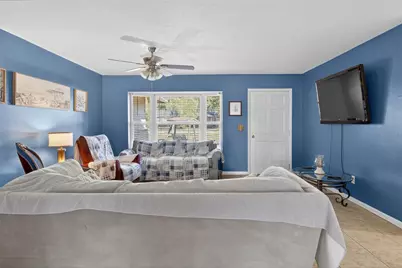 1004 Mandalay Drive, Brandon, FL 33511 - Photo 11