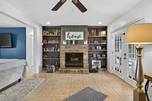 1004 Mandalay Dr, Brandon, FL 33511 - Photo 21