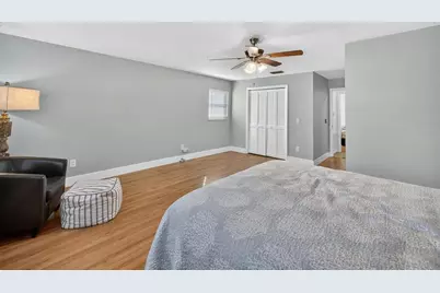 1004 Mandalay Drive, Brandon, FL 33511 - Photo 25