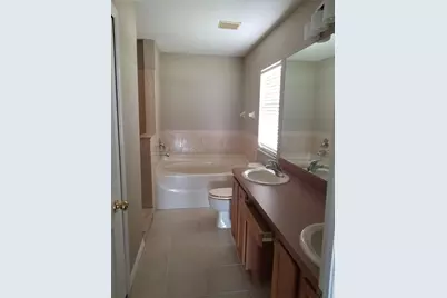 27846 Breakers Drive, Wesley Chapel, FL 33544 - Photo 19