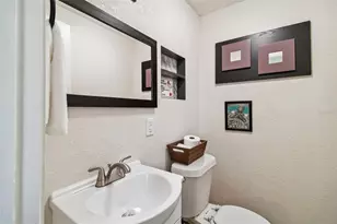 7607 Woodland Oaks Ct, Tampa, FL 33615 - Photo 25