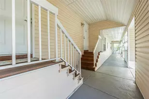 6907 Stonesthrow Cir N, Saint Petersburg, FL 33710 - Photo 23