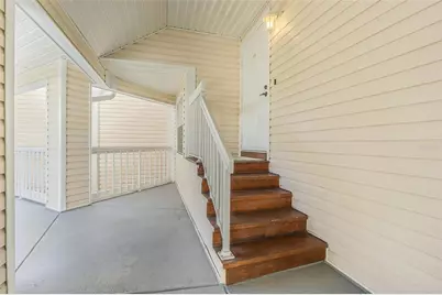 6907 Stones Throw Circle N #2203, Saint Petersburg, FL 33710 - Photo 3