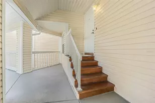 6907 Stonesthrow Cir N, Saint Petersburg, FL 33710 - Photo 3