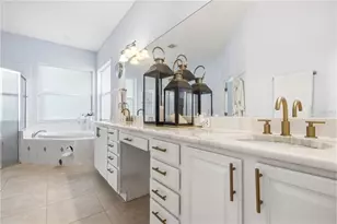 19930 Dolores Ann Ct, Lutz, FL 33549 - Photo 15