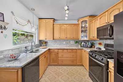 690 2nd Street S, Safety Harbor, FL 34695 - Photo 5