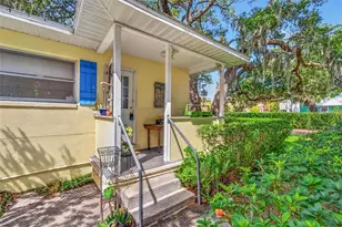 690 2nd St S, Safety Harbor, FL 34695 - Photo 3