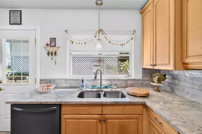 690 2nd Street S, Safety Harbor, FL 34695 - Photo 7