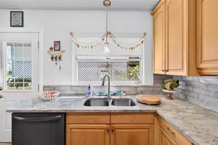 690 2nd St S, Safety Harbor, FL 34695 - Photo 7
