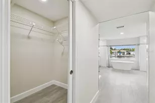 3938 Versailles Dr, Tampa, FL 33634 - Photo 31