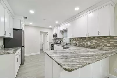3938 Versailles Drive, Tampa, FL 33634 - Photo 19