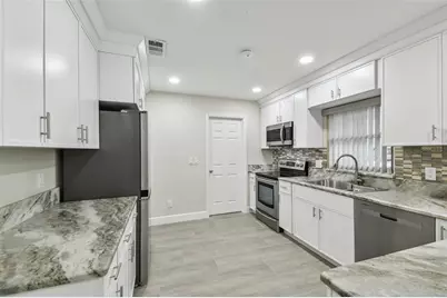 3938 Versailles Drive, Tampa, FL 33634 - Photo 21