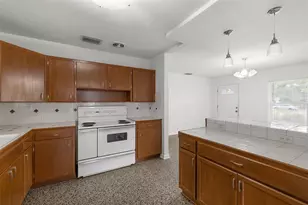 12113 N Edison Ave, Tampa, FL 33612 - Photo 21