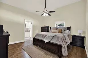4140 29th St N, Saint Petersburg, FL 33714 - Photo 17