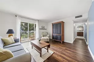 2330 Canal Dr, Bradenton, FL 34207 - Photo 9
