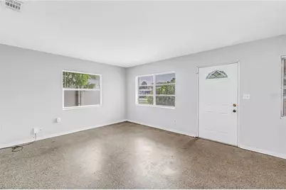 172 38th Avenue SE, Saint Petersburg, FL 33705 - Photo 5