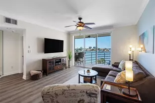 7902 Sailboat Key Blvd S, South Pasadena, FL 33707 - Photo 3