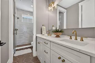 526 13th Ave S, Saint Petersburg, FL 33701 - Photo 37
