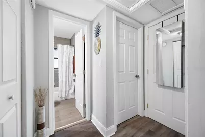 1520 Norfolk Street N, Saint Petersburg, FL 33710 - Photo 17