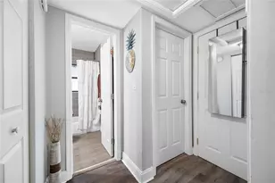 1520 Norfolk St N, Saint Petersburg, FL 33710 - Photo 17