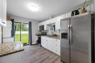 1520 Norfolk St N, Saint Petersburg, FL 33710 - Photo 11