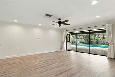 4109 Crosswater Drive, Tampa, FL 33615 - Photo 31