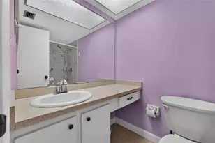 4915 Bay St NE, Saint Petersburg, FL 33703 - Photo 13
