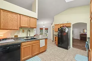 12101 Peregrine Falcon Ave, Brooksville, FL 34614 - Photo 13