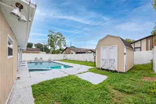 4624 Wisteria Dr, Zephyrhills, FL 33542 - Photo 37
