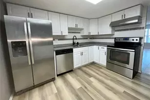 1020 85th Ave N, Saint Petersburg, FL 33702 - Photo 11