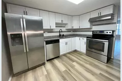 1020 85th Avenue N #222, Saint Petersburg, FL 33702 - Photo 9