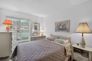 6176 Chesham Dr, New Port Richey, FL 34653 - Photo 9