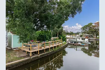 4785 Butterfly Place NE, Saint Petersburg, FL 33703 - Photo 37