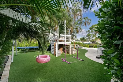 4785 Butterfly Place NE, Saint Petersburg, FL 33703 - Photo 29