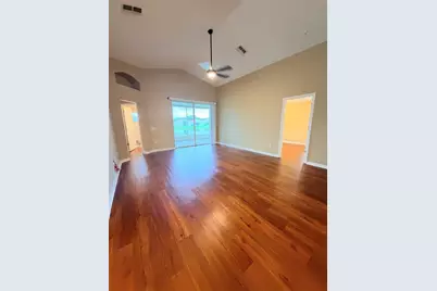 7516 Tower Bridge Drive, Wesley Chapel, FL 33545 - Photo 9