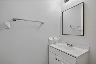 12641 116th Ln, Seminole, FL 33778 - Photo 13